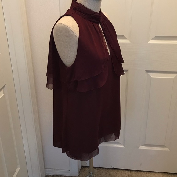 WHBM high low halter tunic blouse in burgundy - Picture 4 of 14